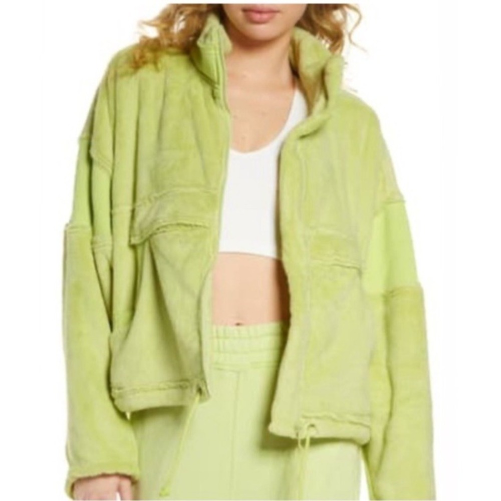 Free People movement women medium HIT THE SLOPES lime‎ green fuzz sweater jacket